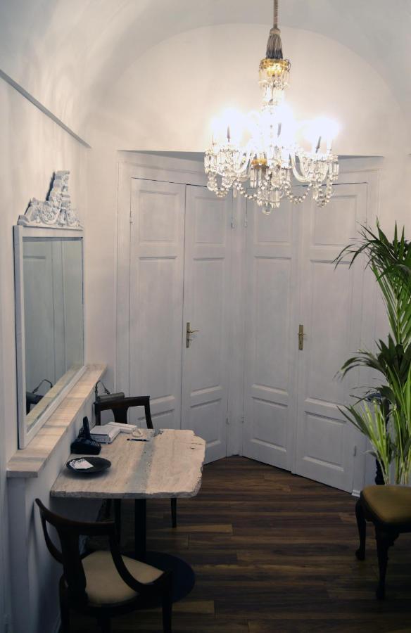 900 Bed and Breakfast Livorno Exteriör bild